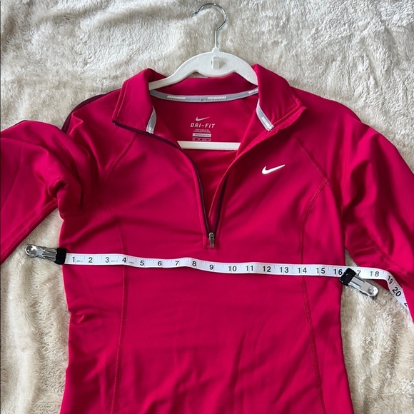 Nike‎ Red Half-Zip Dri-FIT Top - Picture 8 of 8